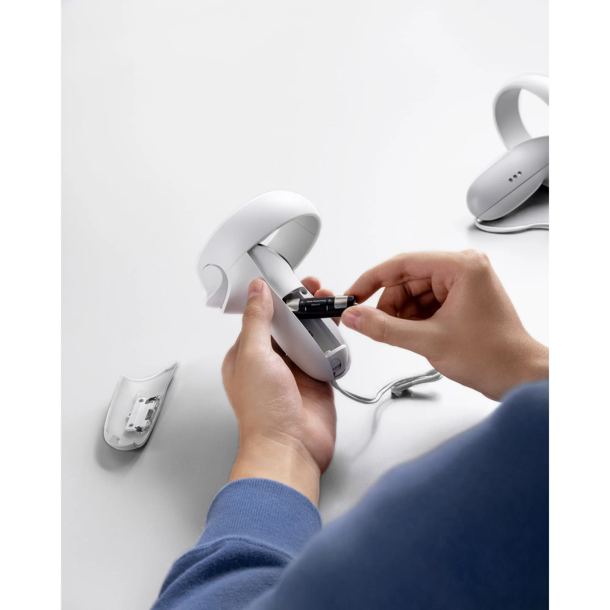Anker Y1010121 Charging Dock for Oculus Quest 2 With 2 Rechargeable Batteries