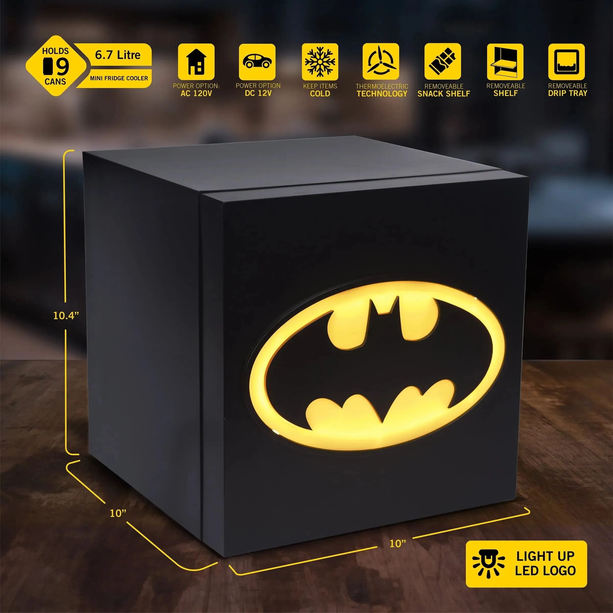 Batman Black Cooler Mini Fridge 6.7L Single Lightup Logo Door 9 Can ACDC