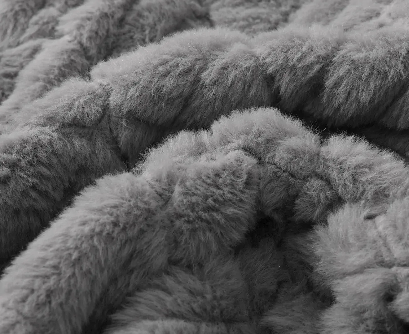 Daniel Brighton Electric Blanket (Faux Fur Throw) 160x120cm - Grey