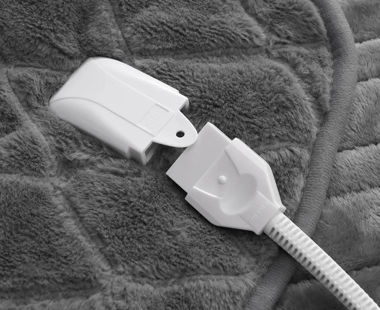 Daniel Brighton Electric Blanket (Faux Fur Throw) 160x120cm - Grey