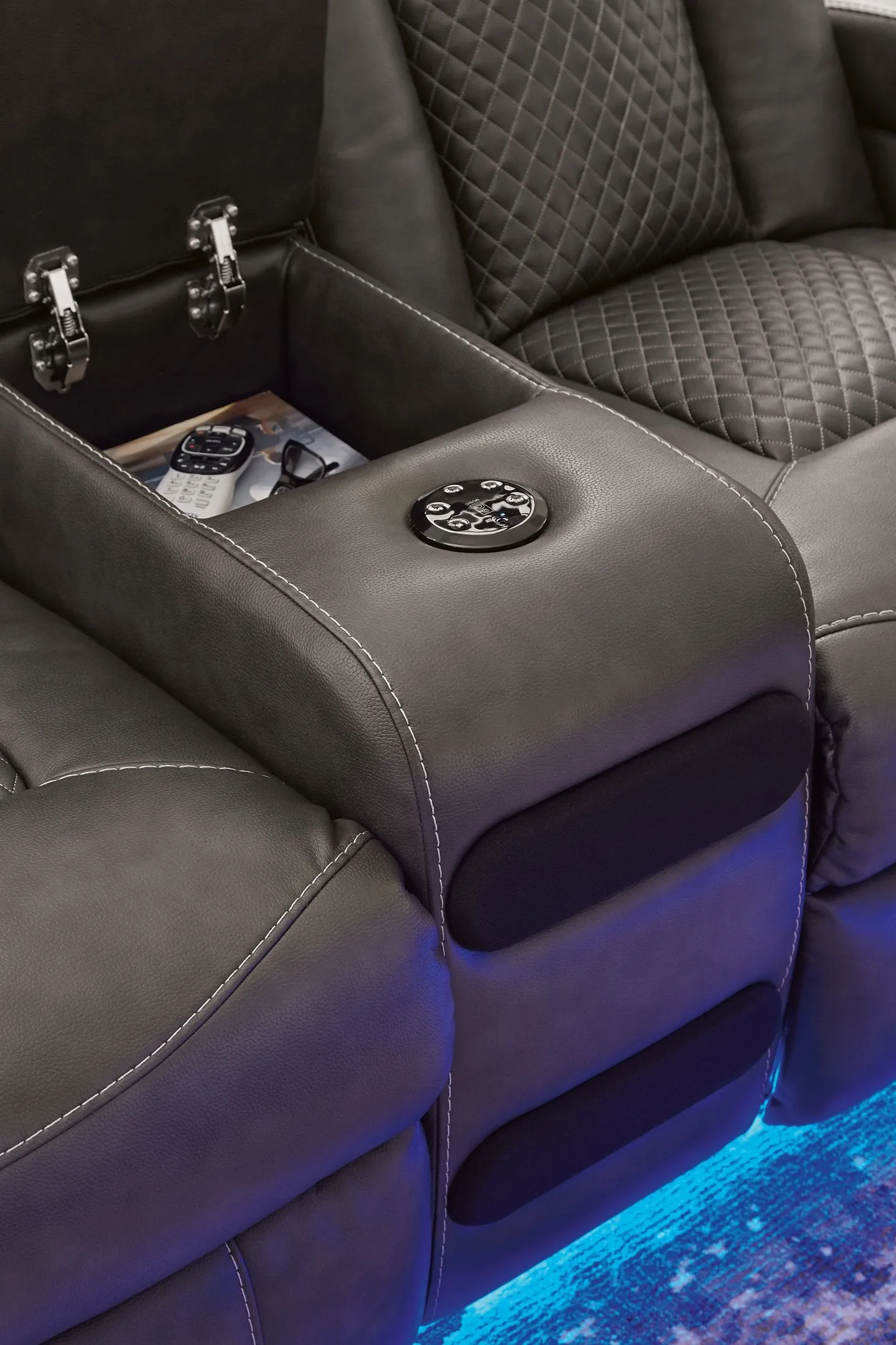 Fyne-Dyme Power Reclining Loveseat