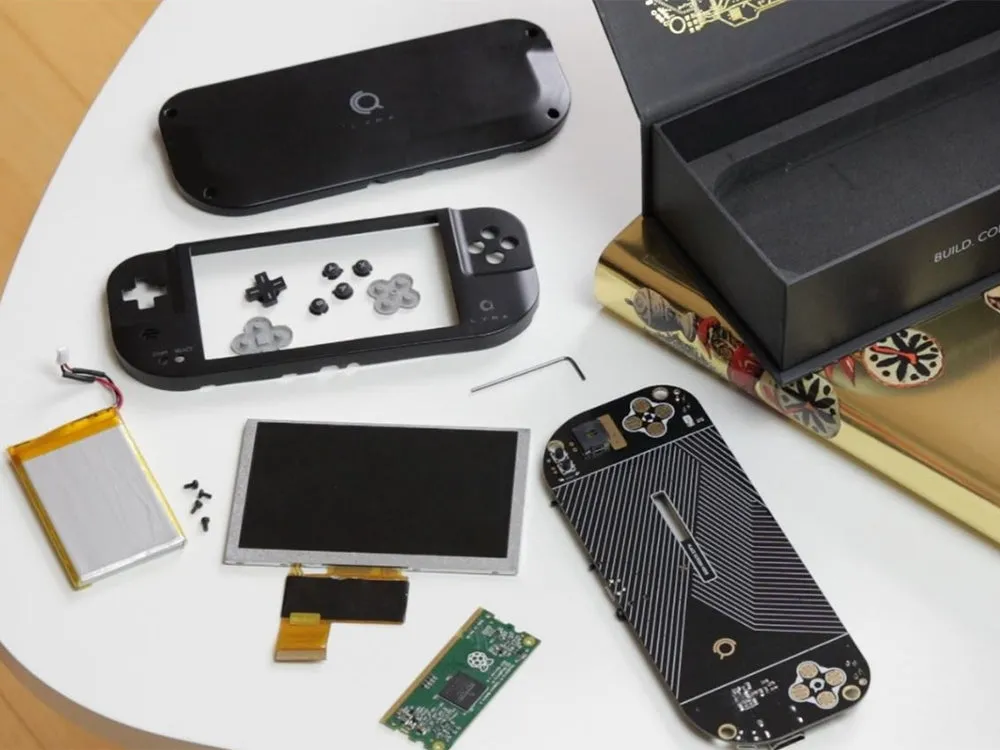 LYRA | Handheld Game Console (Ready-To-Go)