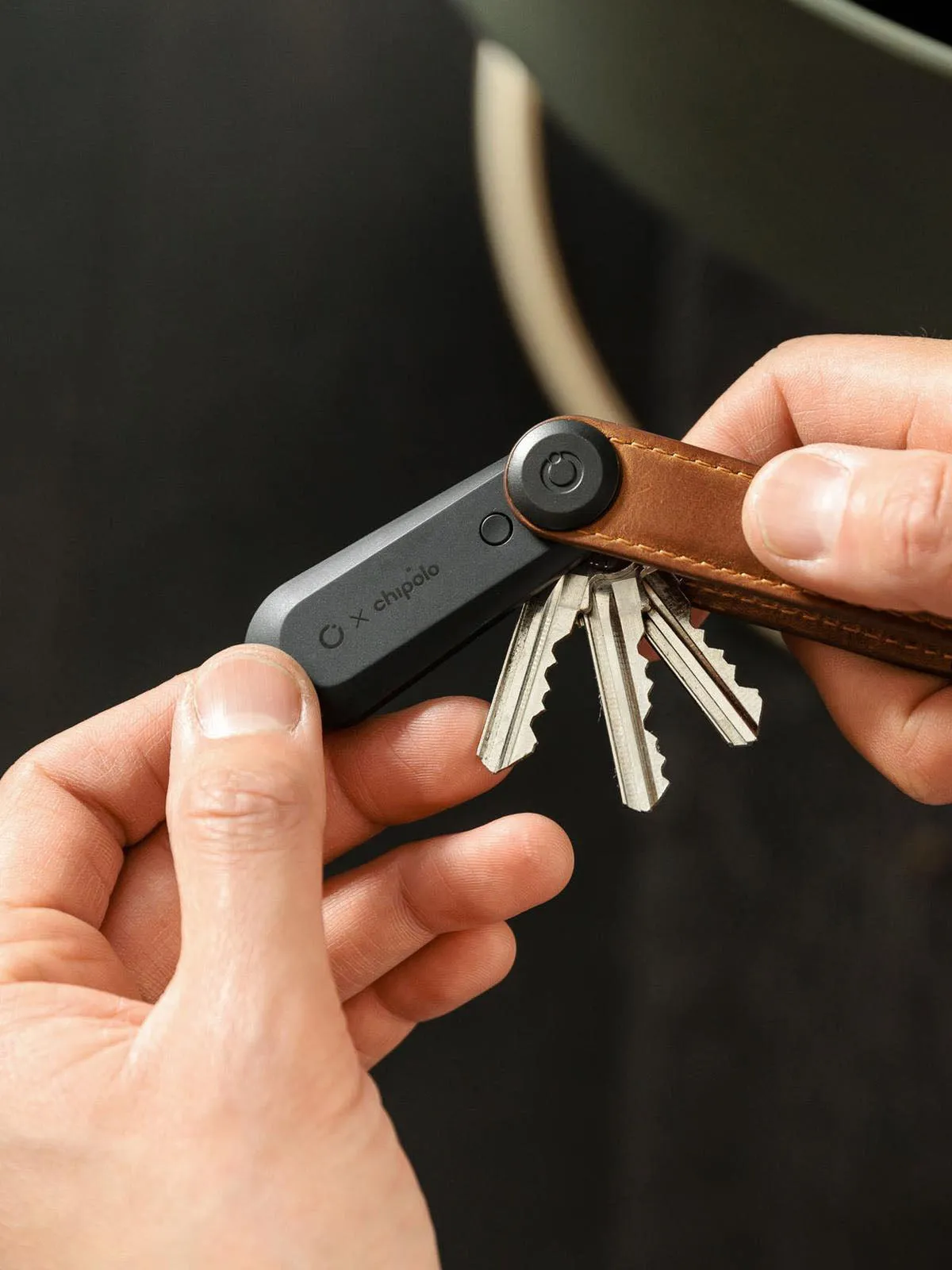 Orbitkey x Chipolo Tracker Black