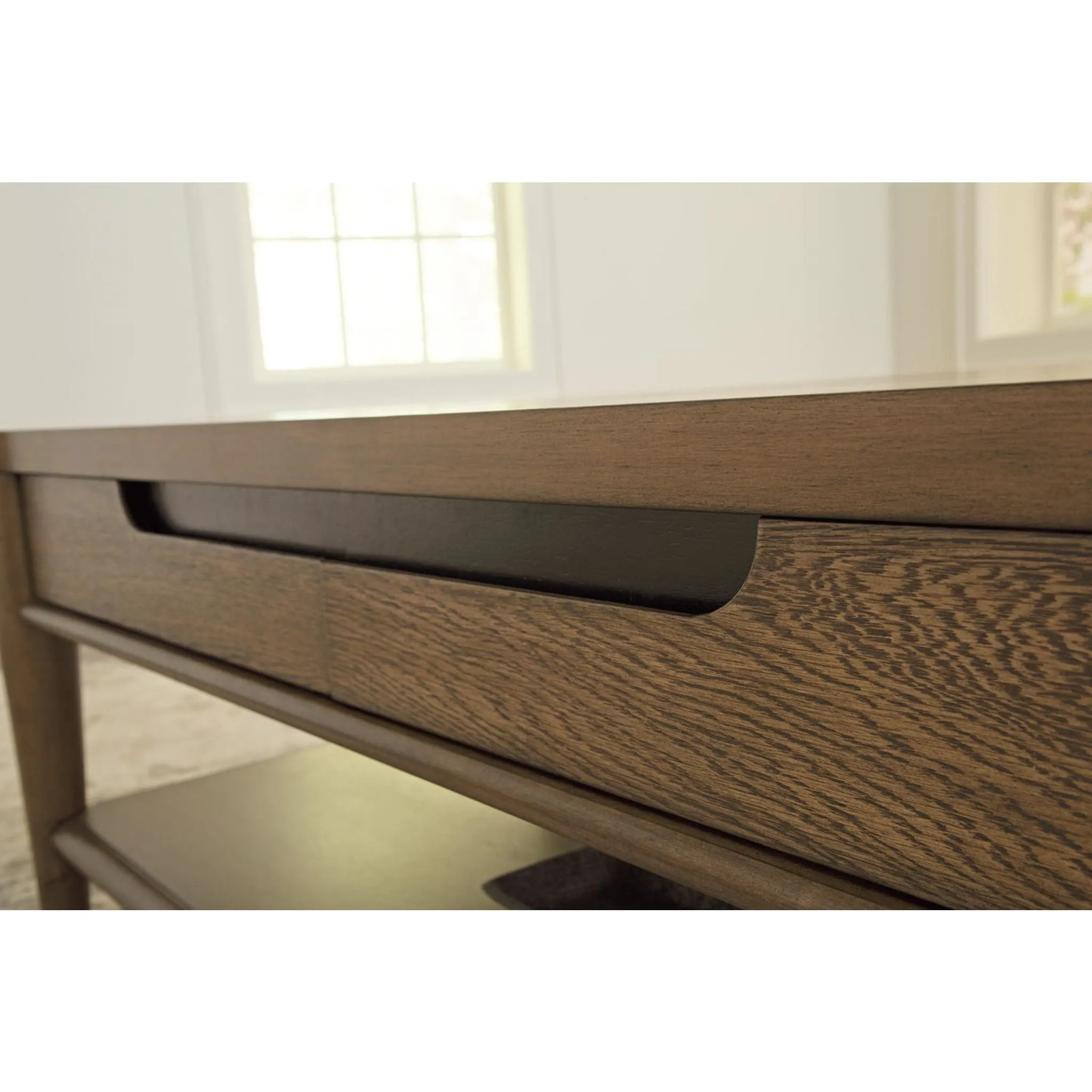 Roanhowe Coffee Table - Brown