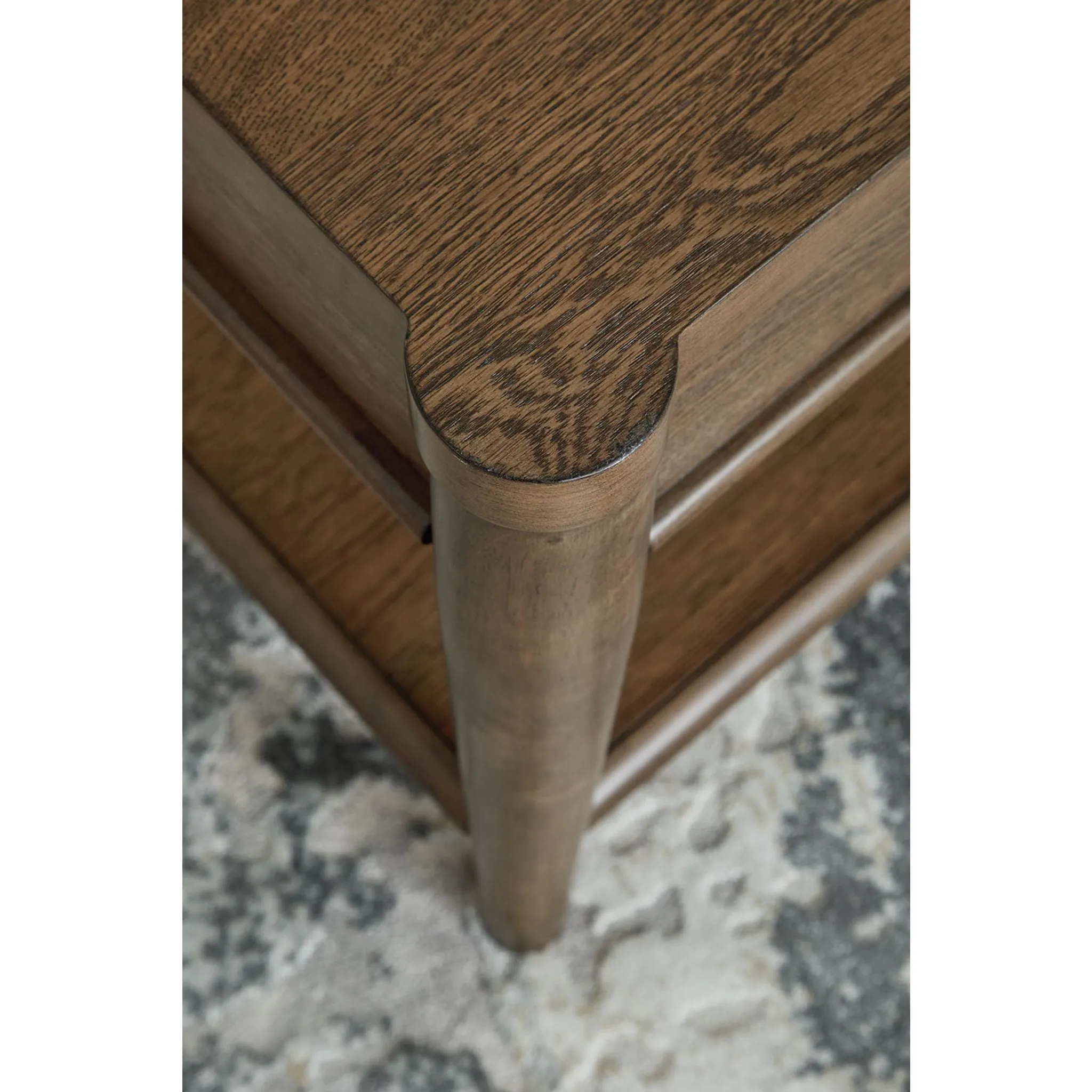 Roanhowe End Table
